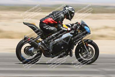 media/May-25-2025-TrackXperience (Sun) [[393a69de75]]/Level 1/Session 5 (Speed Pans)/